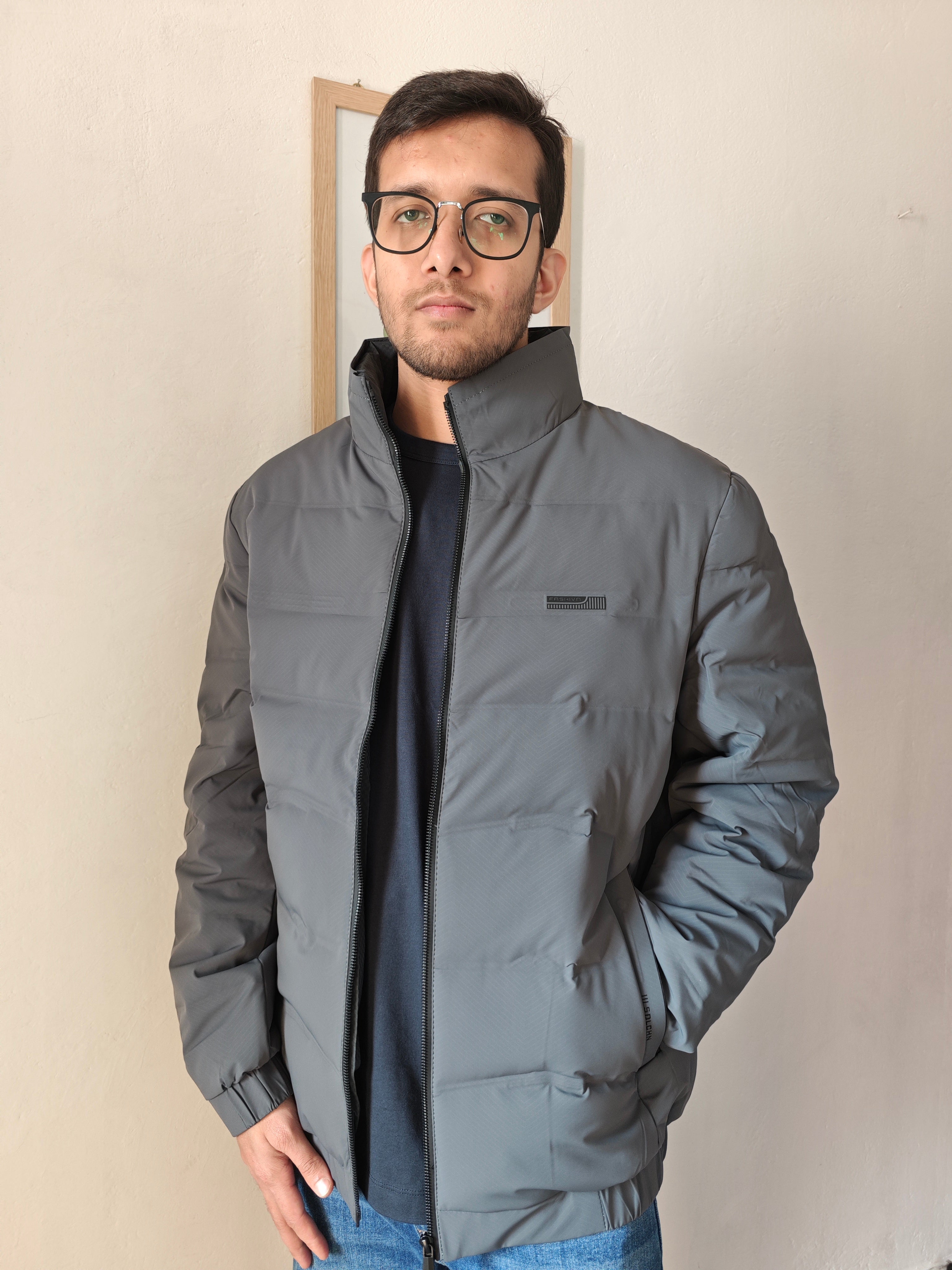 Urban warmth puffer jacket.